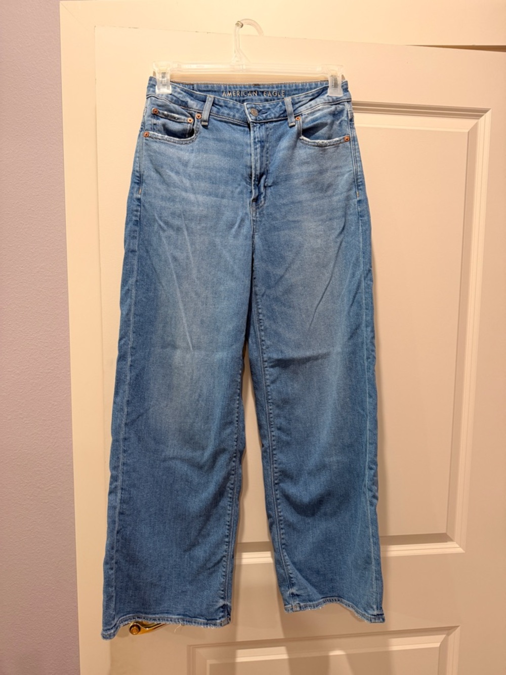 American Eagle Dreamy Drape Super High-Rise Baggy Wide Leg Jeans- medium wash